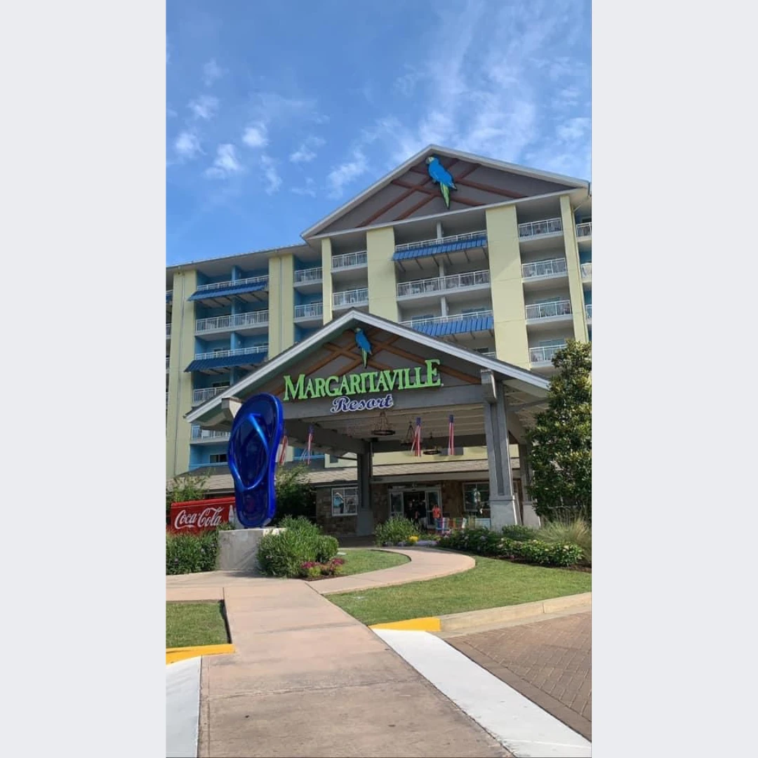 รีวิว review New Step Margaritaville Resort Work and Travel Gatlinburg Tennessee wat2021 ตำแหน่ง เรต Rate เวลาทำงาน หน้าที่ เสิร์ฟ Serve เก็บโต๊ะ จัดเตรียมอาหาร เงินน้อยมาก เปลี่ยนตำแหน่ง