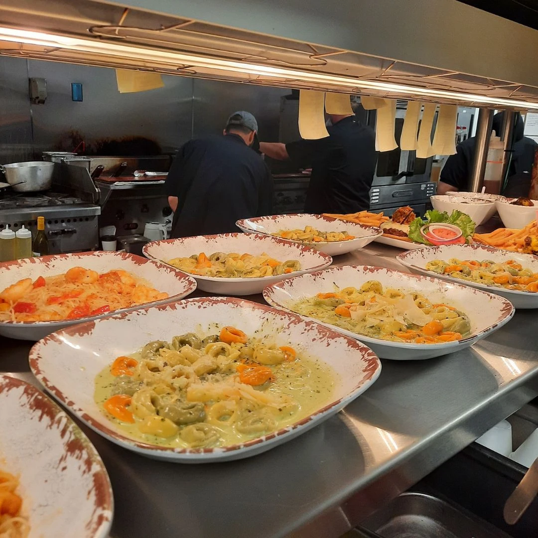 รีวิว review New Step Anakeesta Work and Travel wat 2023 Utility Tennessee 
ทิป โอที Busser Dishwasher Food Runner 
ภาษา งานใช้แรงงาน งานในครัว สเปน