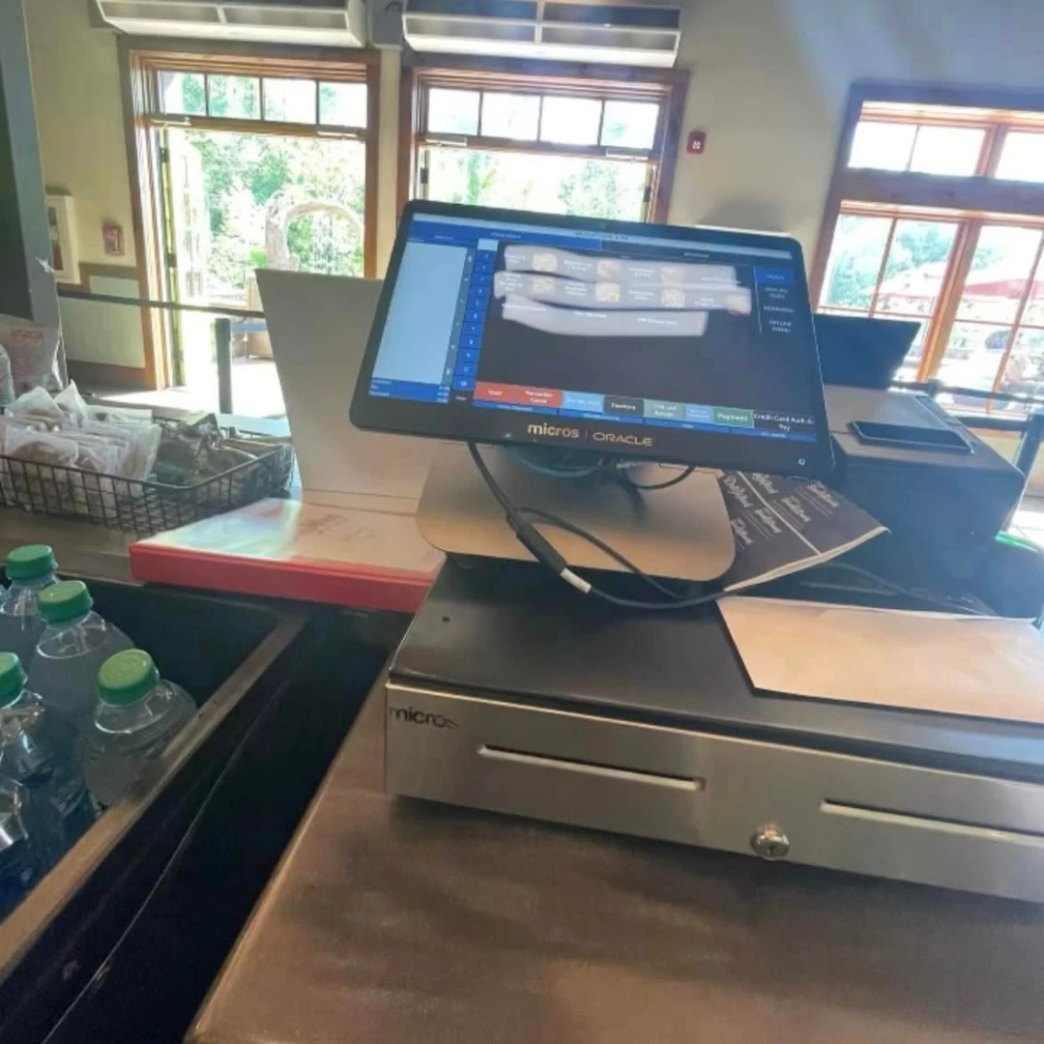 หน้าที่ อบรม โอที OT  รีวิว review New Step Dollywood Work and Travel wat 2024 Culinary Food Team Tennessee