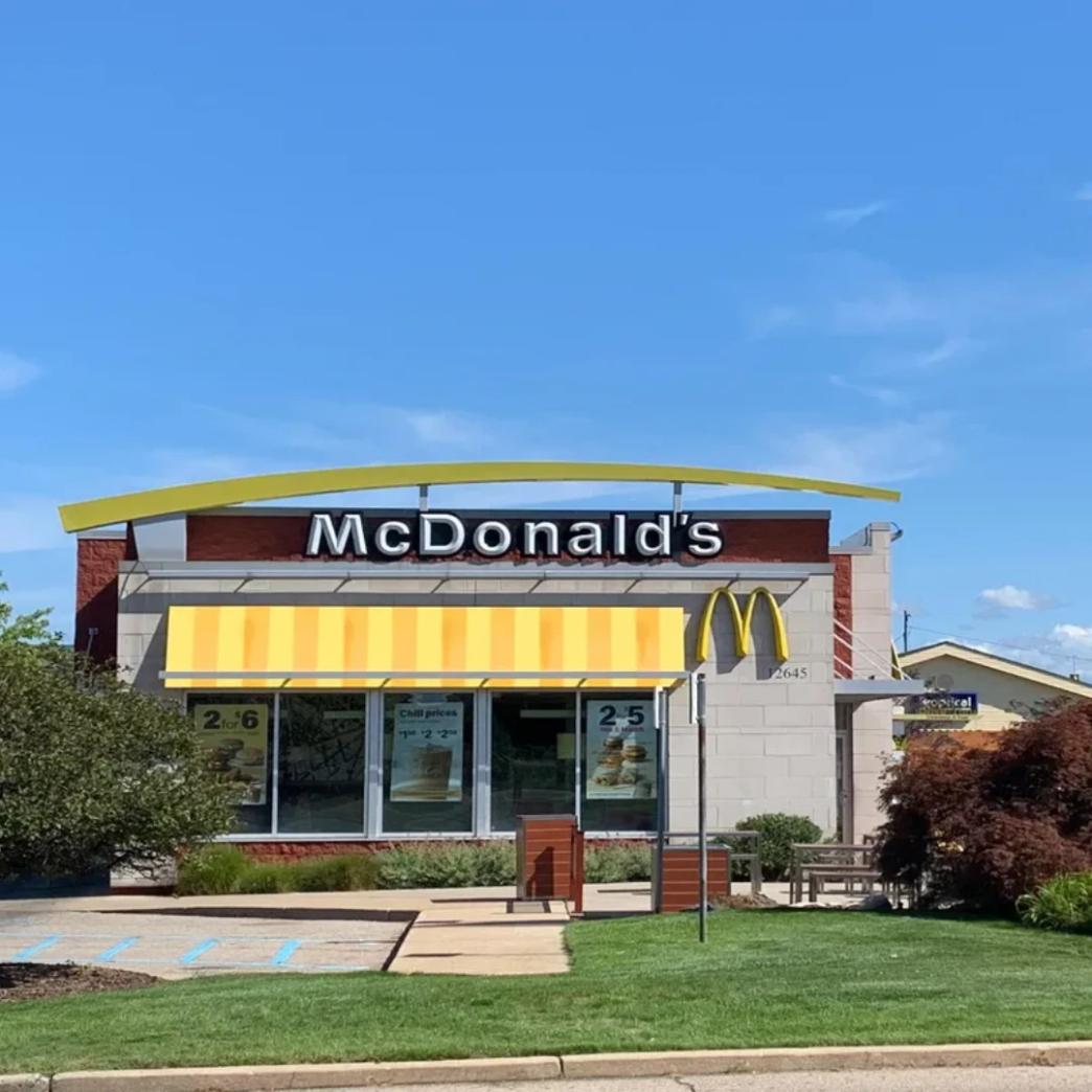 Logo McDonald's เมือง Holland รัฐ Michigan
