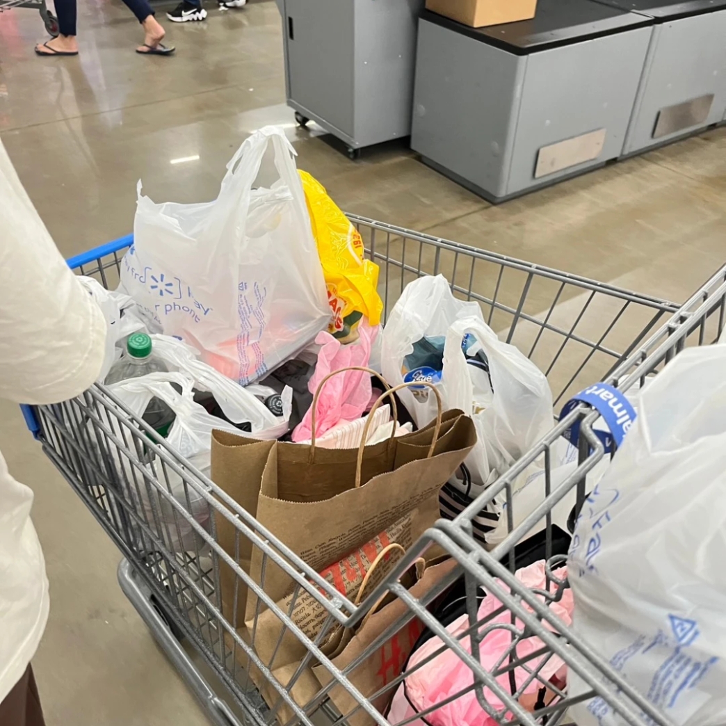 เพื่อนร่วมงาน จาไมก้า เม็กซิกัน ภาษา ภาษาอังกฤษ ลูกค้า เพื่อน เมเน น่ารัก ระวัง อู้งาน มั่นใจ อาหาร เช้า กลางวัน เย็น สวัสดิการ รีวิว review New Step McDonald’s Work and Travel Miramar Beach Florida wat2024 Crew Member ทำงานต่างประเทศ แลกเปลี่ยนวัฒนธรรม ทำงานปิดเทอม ฝึกภาษา อังกฤษ