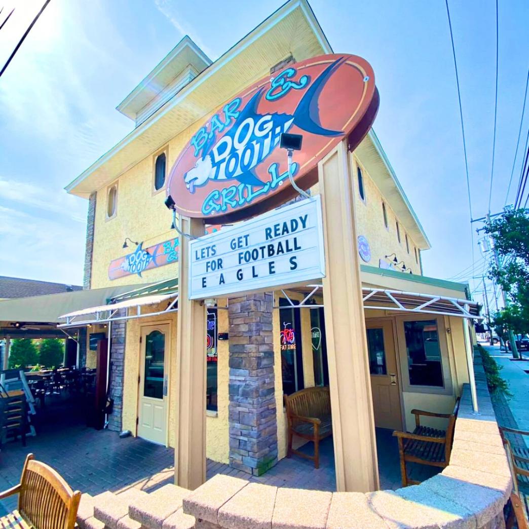 Logo Dogtooth Bar & Grill เมือง Wildwood รัฐ New Jersey