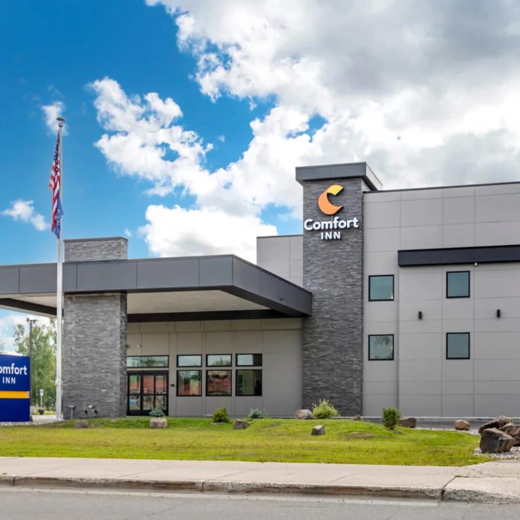 Logo Comfort Inn เมือง Fairbanks รัฐ Alaska
