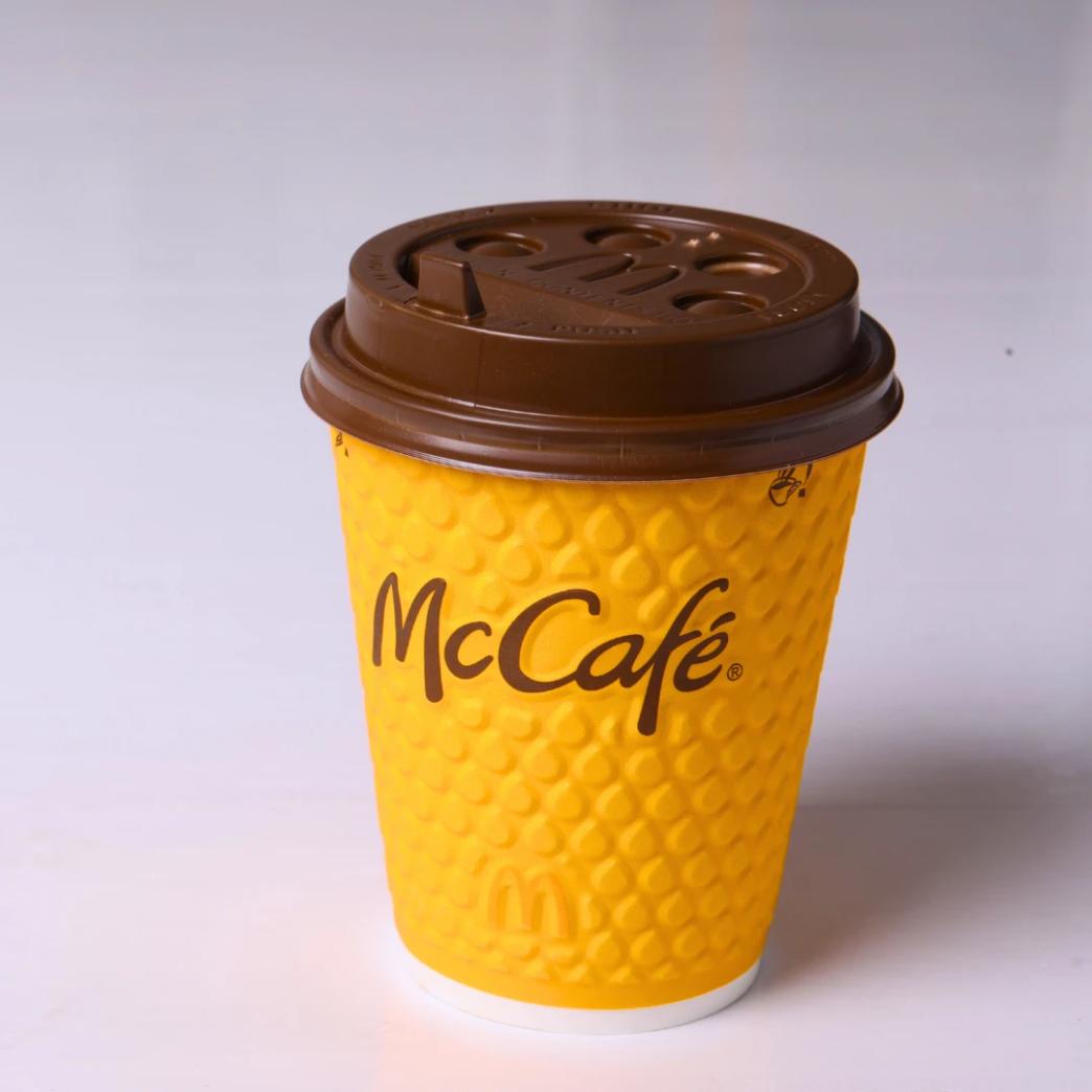 โลโก้ McDonald's, Miramar Beach, Florida กับ New Step Work and Travel