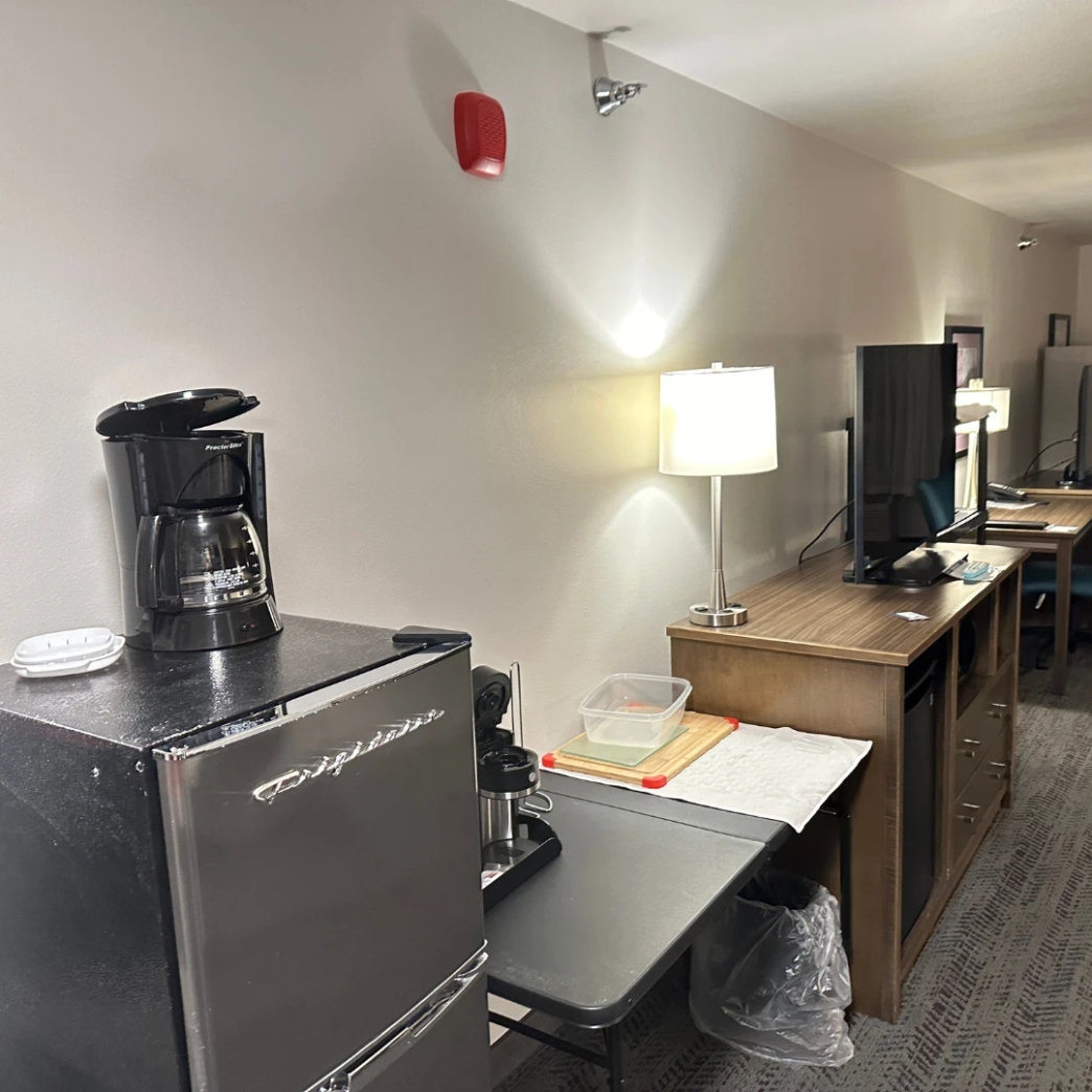 การทำงาน เพื่อนร่วมงาน อู้งาน นายจ้าง รีวิว review New Step Best Western Plus Work and Travel Rapid City South Dakota wat2024 Housekeeping ทำงานต่างประเทศ แลกเปลี่ยนวัฒนธรรม ทำงานปิดเทอม ฝึกภาษา อังกฤษ