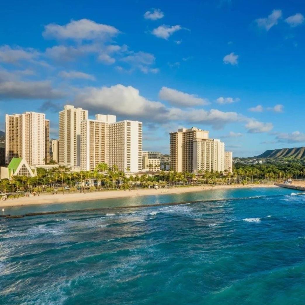 โลโก้ Hawaii Hospitality Management เมือง Lahaina รัฐ Hawaii