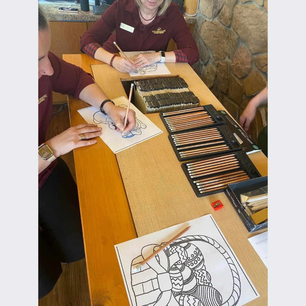 โรงแรม เวลาพัก เมเน งานชิว รีวิว review New Step River Terrace Resort and Convention Center Work and Travel wat2022 Front Desk Tennessee