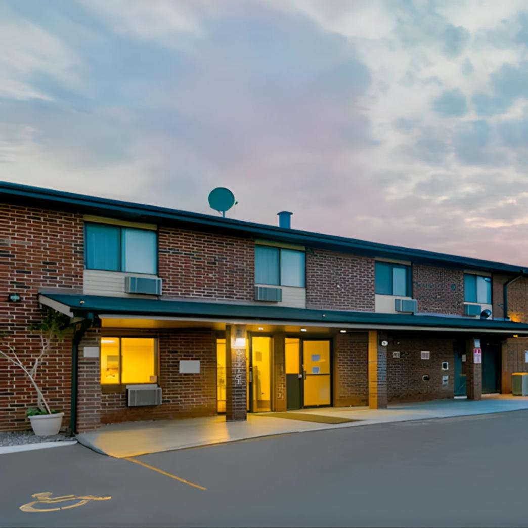 Logo Motel 6 เมือง Oak Creek รัฐ Wisconsin