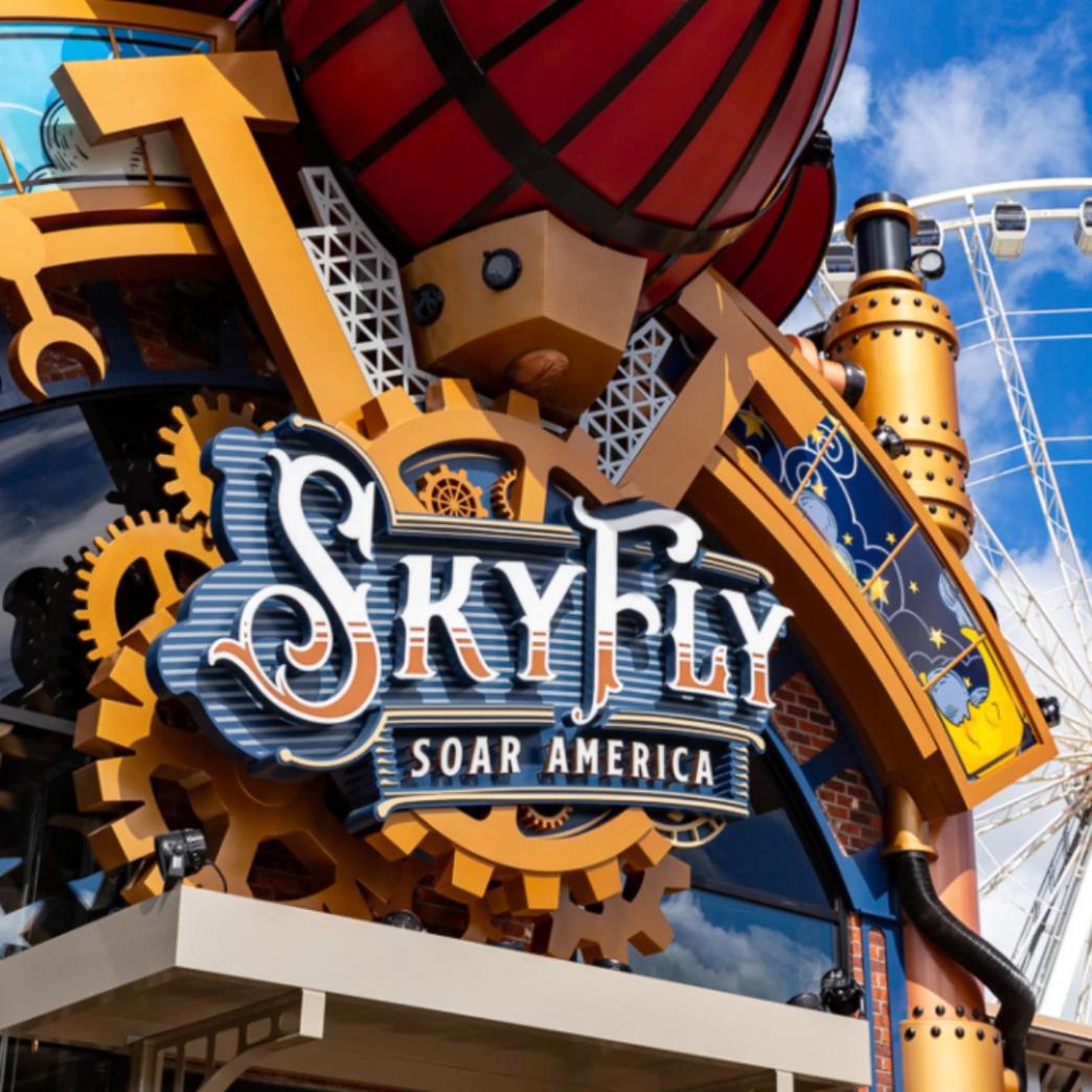 โลโก้งาน SkyFly เมือง Pigeon Forge รัฐ Tennessee