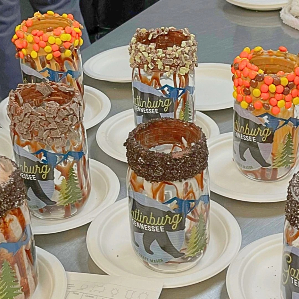 รีวิว review New Step Anakeesta Work and Travel wat 2023 Retail Tennessee