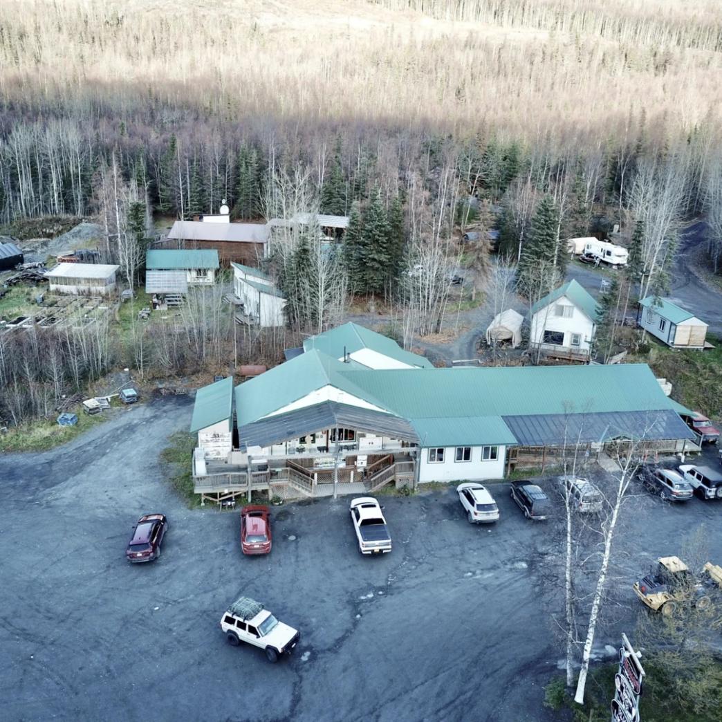 โลโก้ Wildman เมือง Cooper Landing รัฐ Alaska