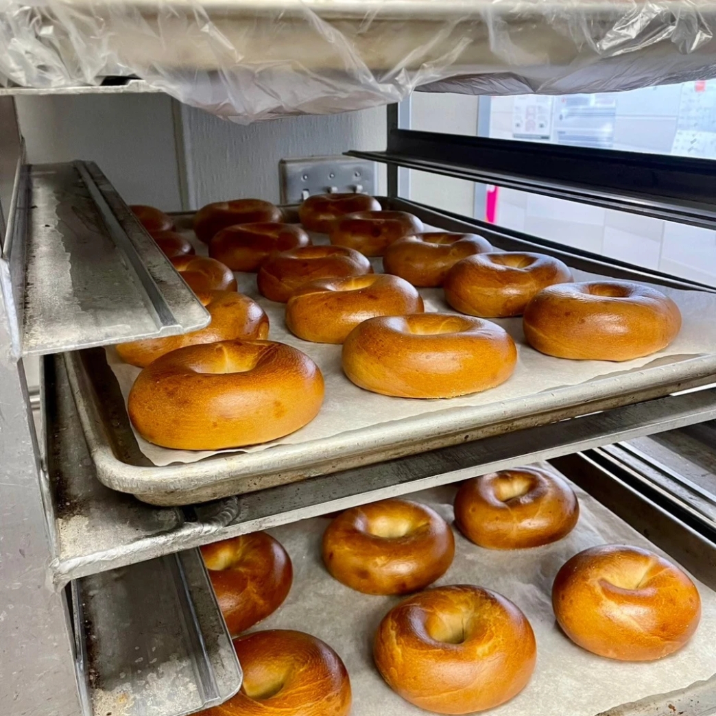 สวัสดิการ ส่วนลด อาหาร ยูนิฟอร์ม รีวิว review New Step Dunkin' Work and Travel Rio Grande New Jersey wat2024 Crew Member ทำงานต่างประเทศ แลกเปลี่ยนวัฒนธรรม ทำงานปิดเทอม ฝึกภาษา อังกฤษ