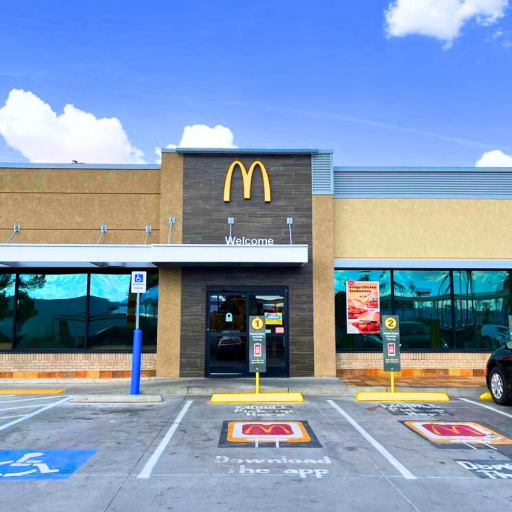 Logo McDonald's เมือง Las Vegas รัฐ Nevada