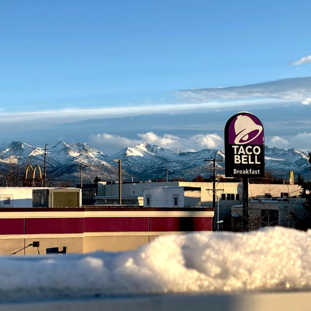 โลโก้ Taco Bell newstep new step work and travel Wasilla Alaska