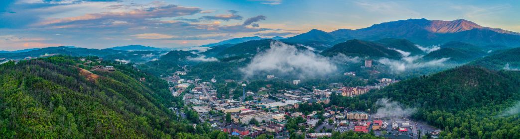 Tennessee work and travel ไป รัฐ ไหน อเมริกา เมือง ภูเขา ยอดนิยม taylor swift ดนตรี คันทรี่ country music สวนสนุก dollywood the island anakeesta ober Sevierville Pigeon Forge Gatlinburg ฝึกงาน ทำงาน ต่างประเทศ เที่ยว อเมริกา USA โครงการแลกเปลี่ยน วัฒนธรรม newstep new step
