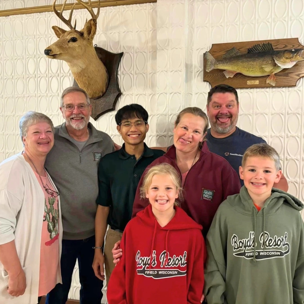 รีวิว review New Step Boyd's Mason Lake Resort Work and Travel wat 2024 Server Wisconsin เพื่อนร่วมงาน สต๊าฟ สตาฟ staff