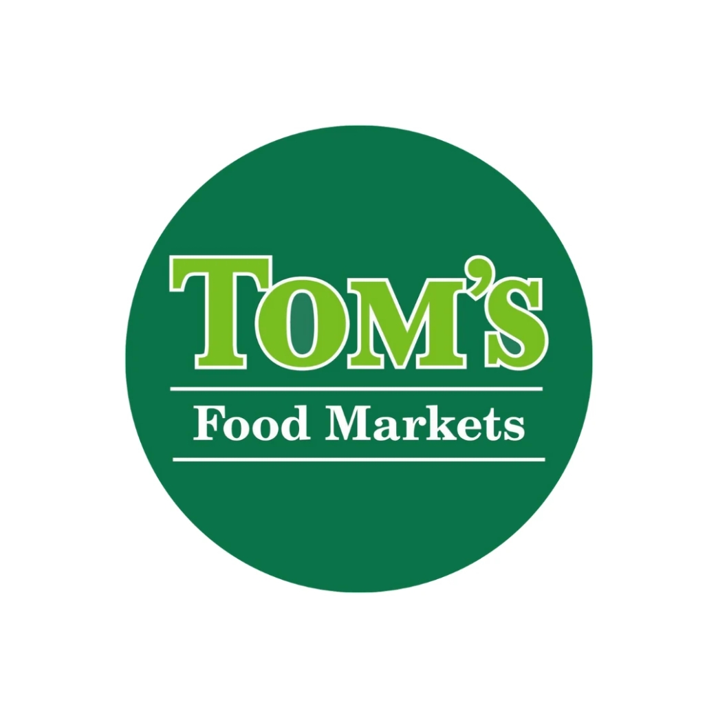 โลโก้ TOM'S FOOD MARKET newstep new step work and travel Traverse City Michigan