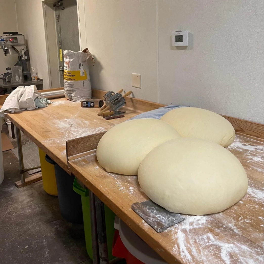 รีวิว review New Step Thomas Donut and Snack Shop Work and Travel Panama City Beach Florida wat2021 ตำแหน่งงาน Donut Maker ปั้นโดนัท ปั้นแป้ง คนทอดโดนัท คนราดน้ำตาลเคลือบโดนัท