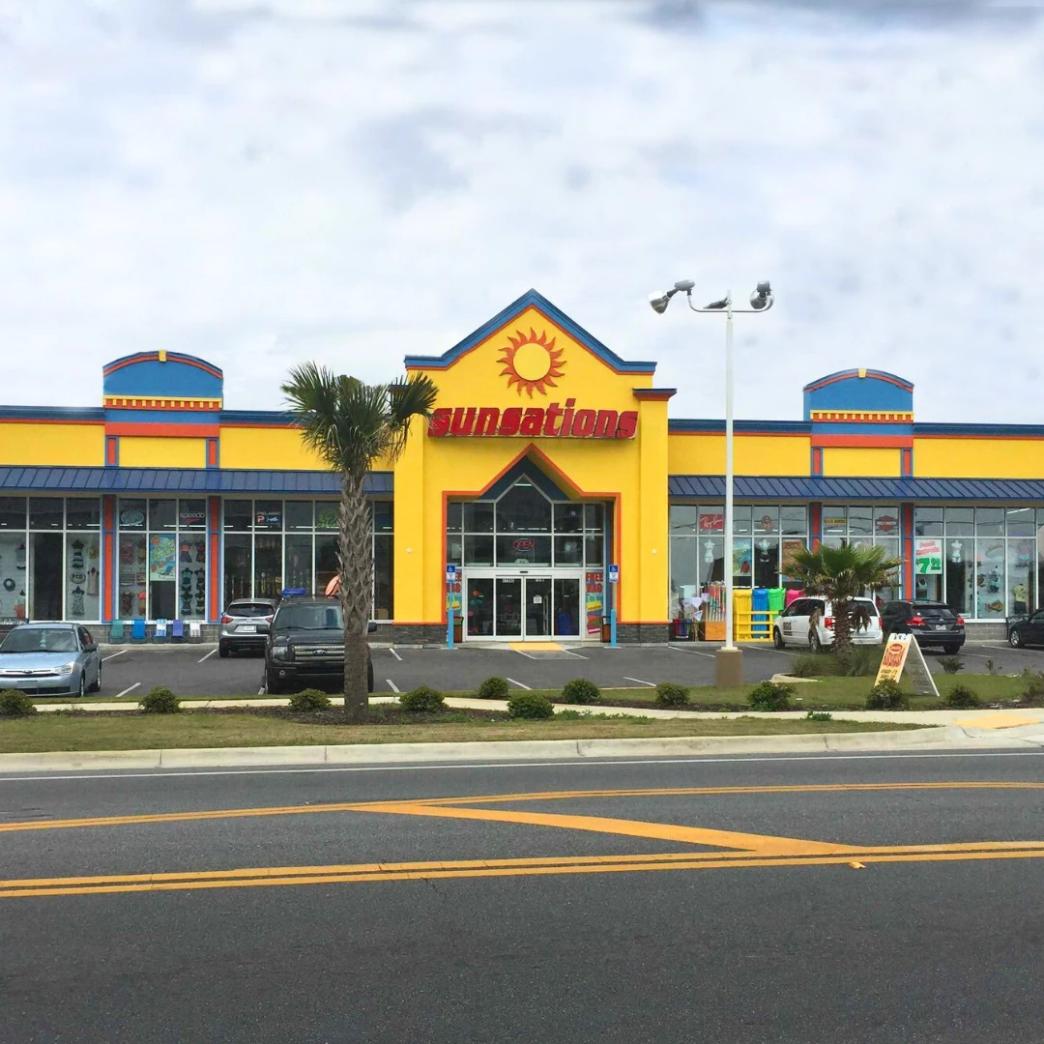 Logo Sunsations (สาขา 12700 หรือ 17292), Panama City Beach, Florida กับ New Step