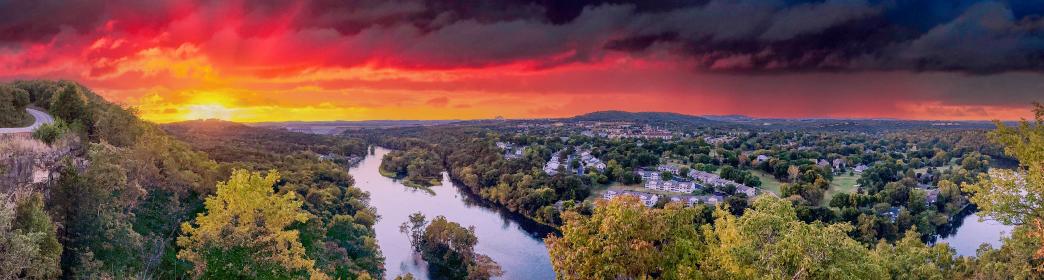 Branson เมือง Work and Travel USA ภูเขา show boat สวนสนุก silver dollar city wonderworks สวนน้ำ white water รัฐ Missouri MO New Step newstep WAT ฝึกงาน ทำงาน ต่างประเทศ เที่ยว อเมริกา USA โครงการแลกเปลี่ยน วัฒนธรรม new step newstep