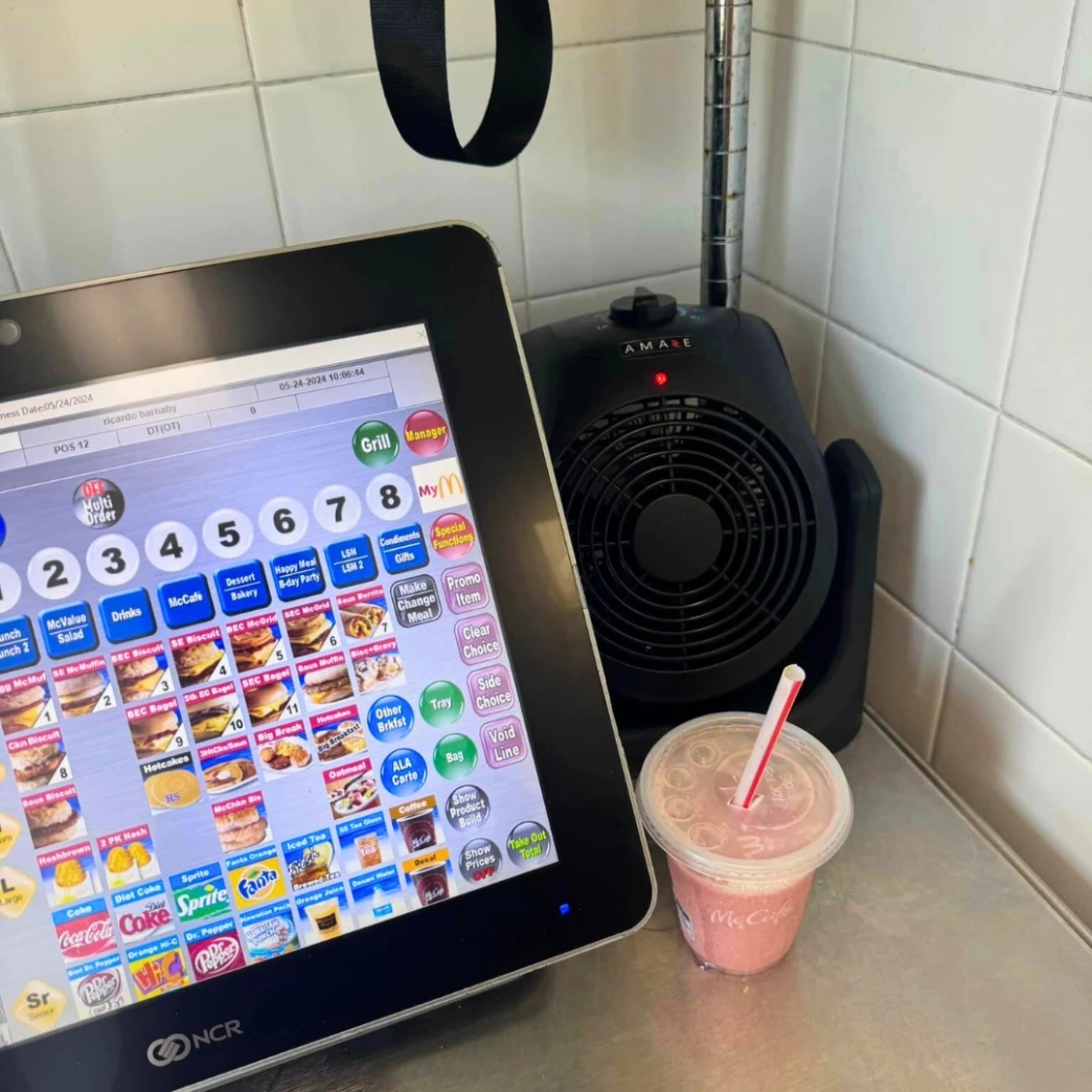 หน้าที่ ทอด ทำเครื่องด่ม ไอติม review New Step McDonald's Work and Travel Destin Florida wat2024 Team Member ทำงานต่างประเทศ แลกเปลี่ยนวัฒนธรรม ทำงานปิดเทอม ฝึกภาษา อังกฤษ